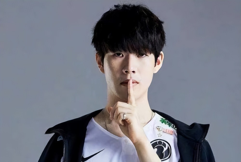 1赛季对阵 1赛季对阵